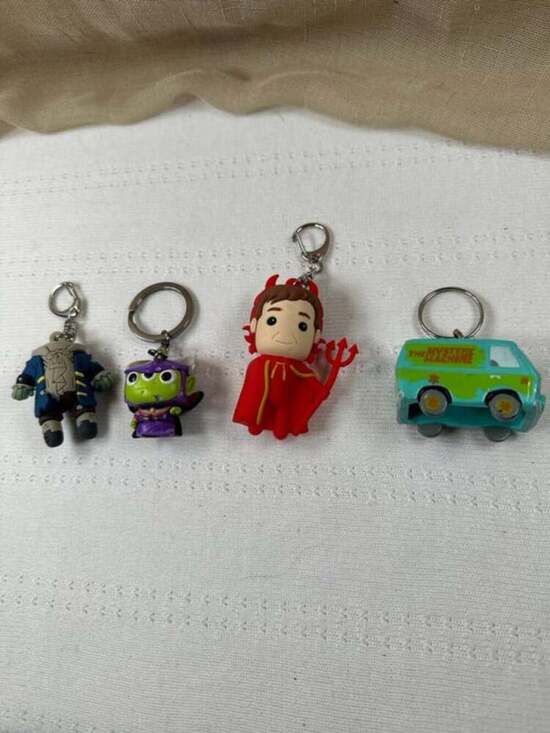 Disney Other - Collectors Keychain Lot